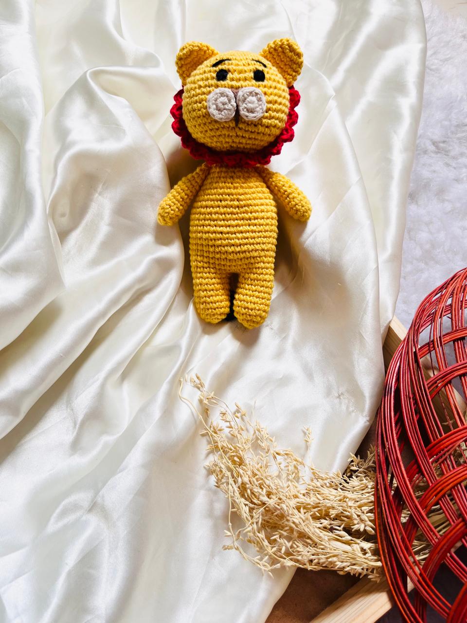 Crochet Toys Lion Small Size 6 inch
